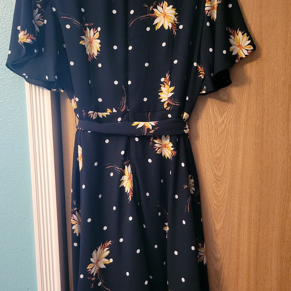 Banana Republic Factory Black Dress with Floral and Polka Dots - Picture 9 of 13